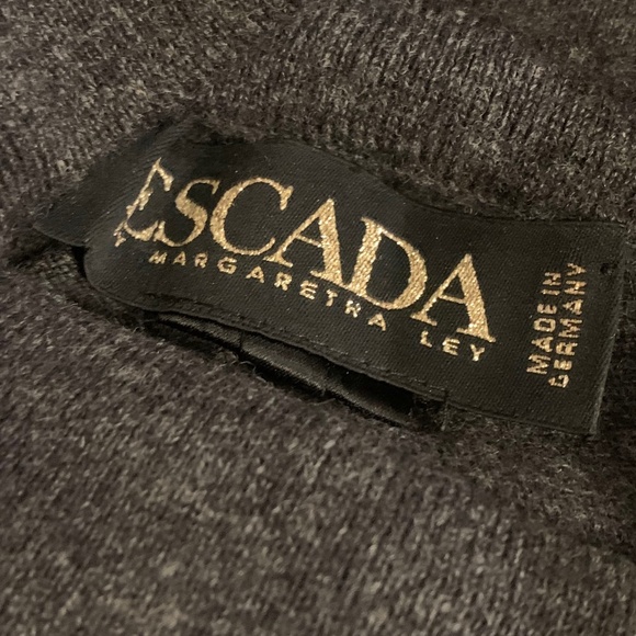 Escada Virgin Wool Turtleneck Charcoal Gray Sweater 42 Women's Medium M - Picture 4 of 7